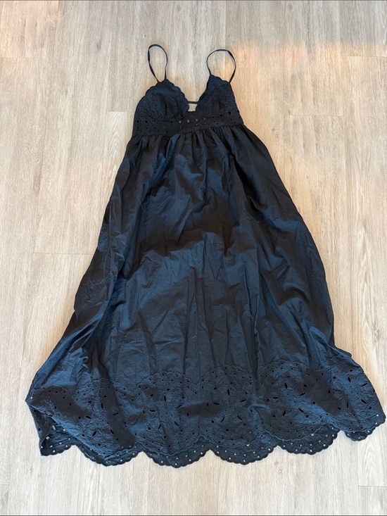 Zara Dresses & Skirts - Zara Black Eyelet Lace Maxi Dress Medium
